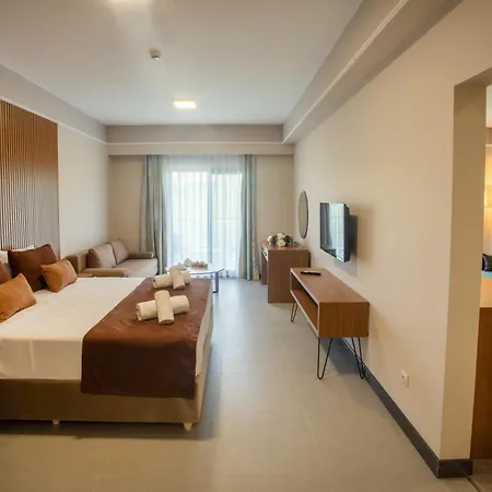 Hotel First Joy