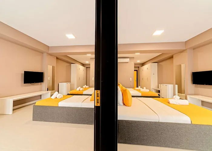 First Joy Szálloda 4*