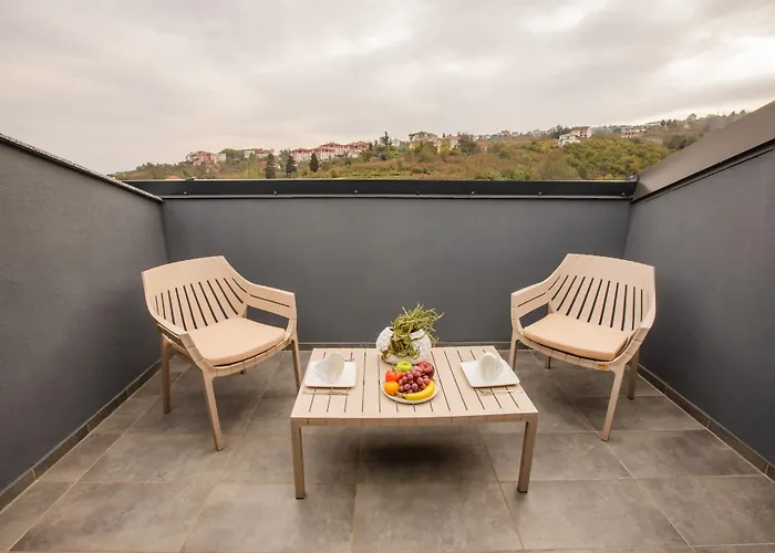 First Joy Szálloda 4*