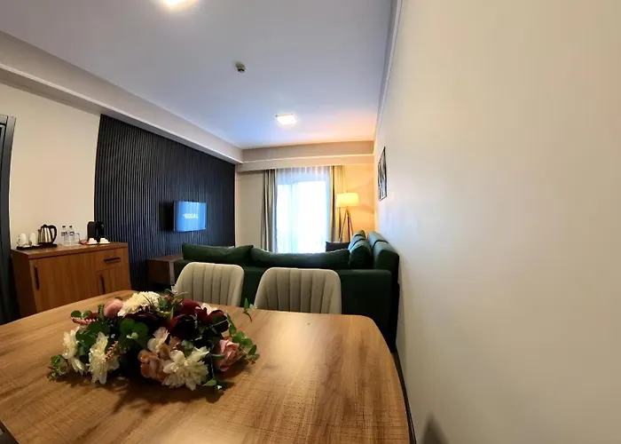 Szálloda First Joy 4*