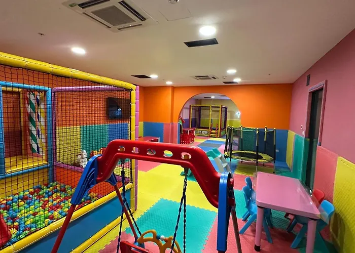 First Joy Szálloda 4*